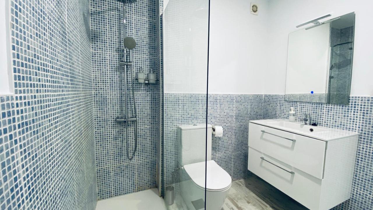 Clb F. Rubio Apartment Seville Luaran gambar