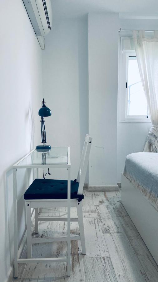 Clb F. Rubio Apartment Seville Luaran gambar